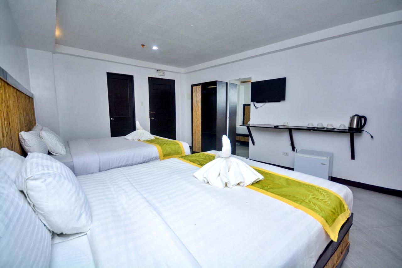 Bamboo Beach Resort & Restaurant Manoc-Manoc Экстерьер фото