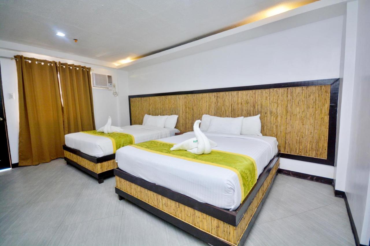 Bamboo Beach Resort & Restaurant Manoc-Manoc Экстерьер фото