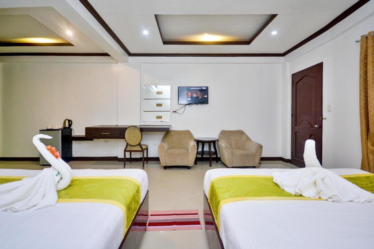 Bamboo Beach Resort & Restaurant Manoc-Manoc Экстерьер фото