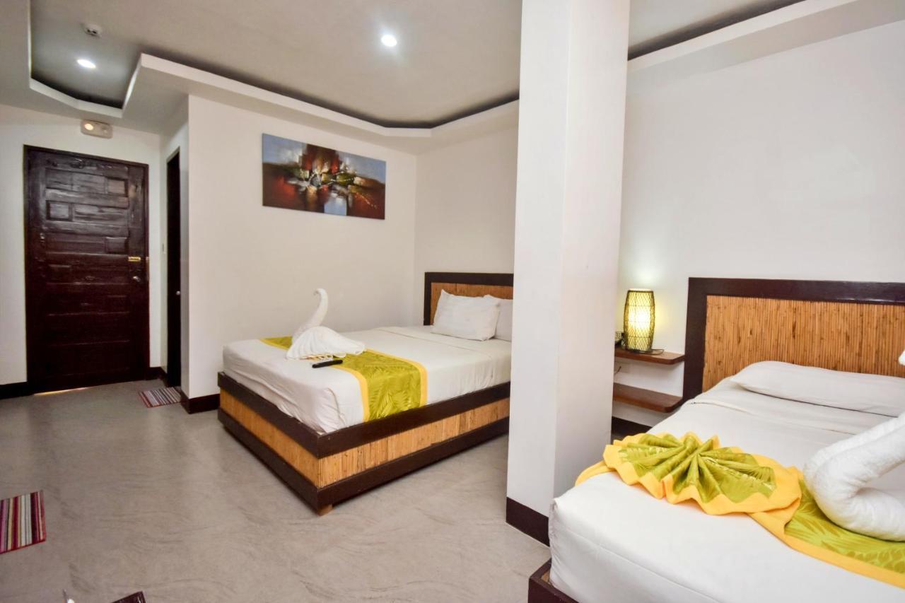 Bamboo Beach Resort & Restaurant Manoc-Manoc Экстерьер фото