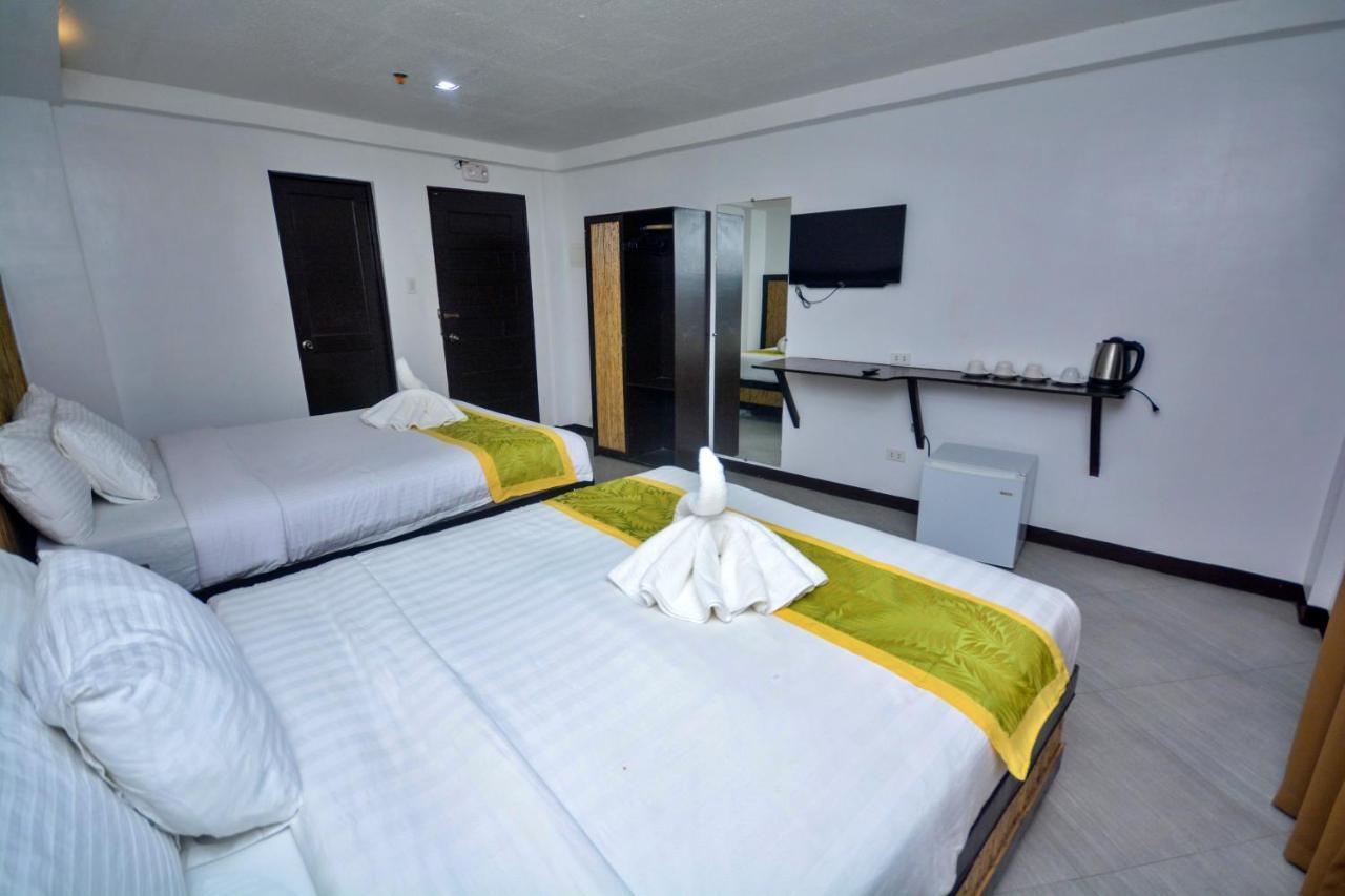 Bamboo Beach Resort & Restaurant Manoc-Manoc Экстерьер фото