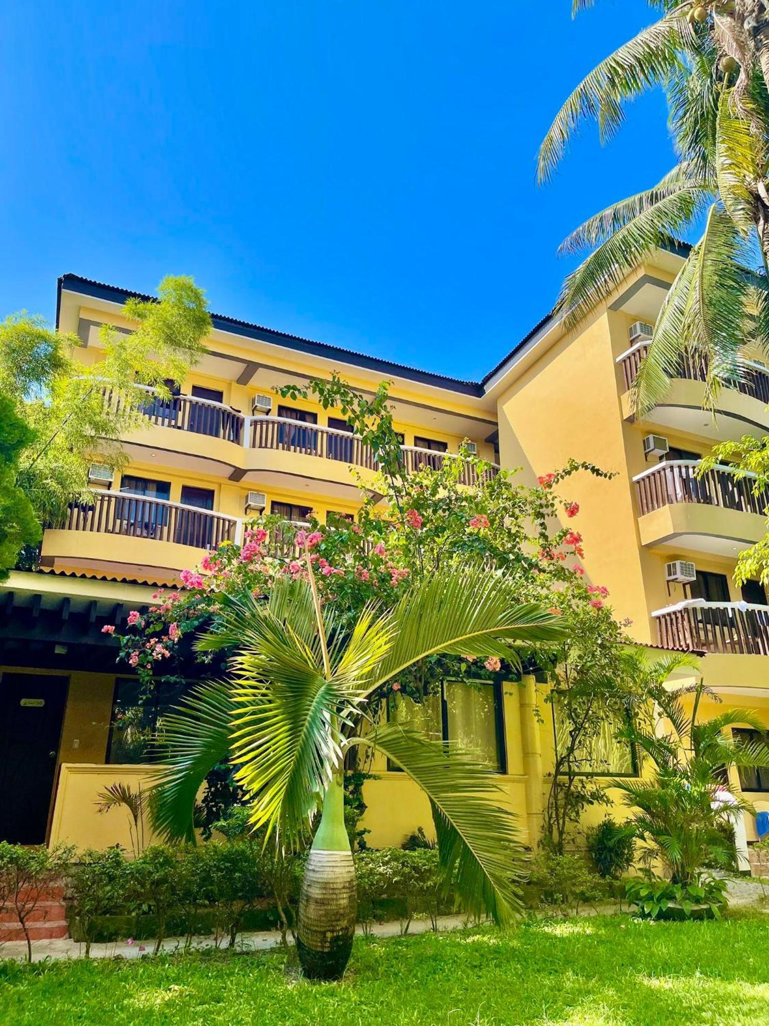 Bamboo Beach Resort & Restaurant Manoc-Manoc Экстерьер фото
