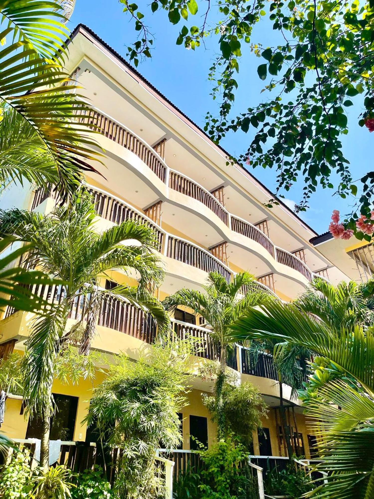 Bamboo Beach Resort & Restaurant Manoc-Manoc Экстерьер фото