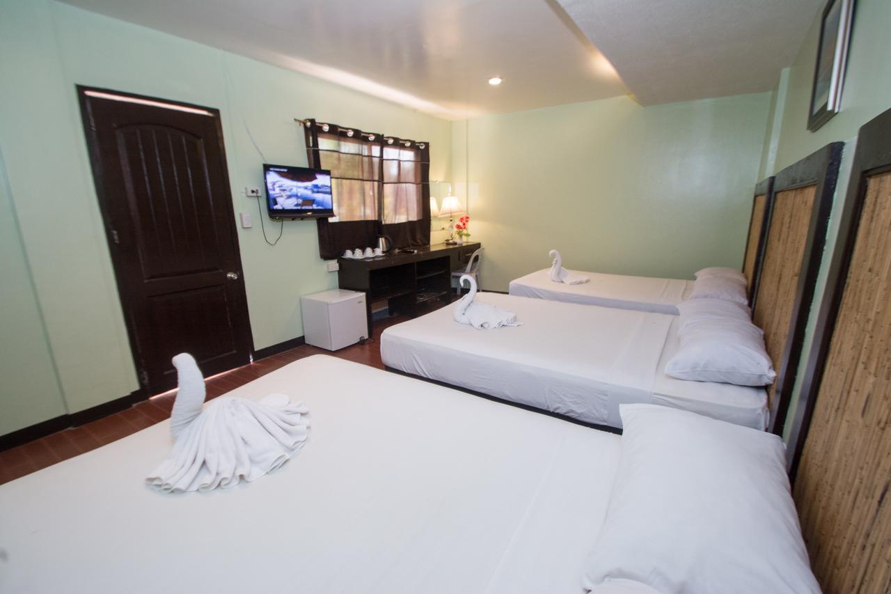 Bamboo Beach Resort & Restaurant Manoc-Manoc Экстерьер фото