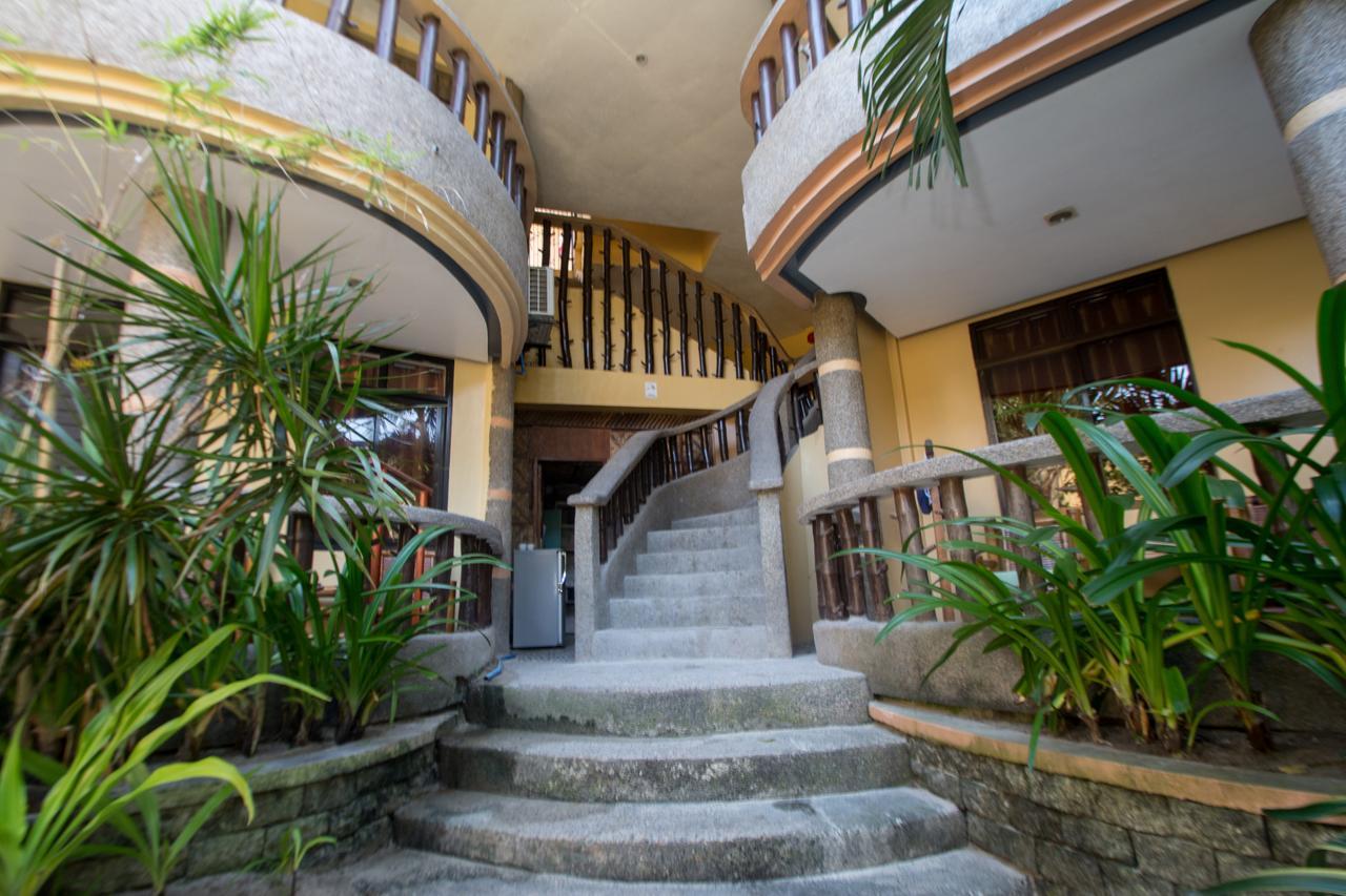 Bamboo Beach Resort & Restaurant Manoc-Manoc Экстерьер фото