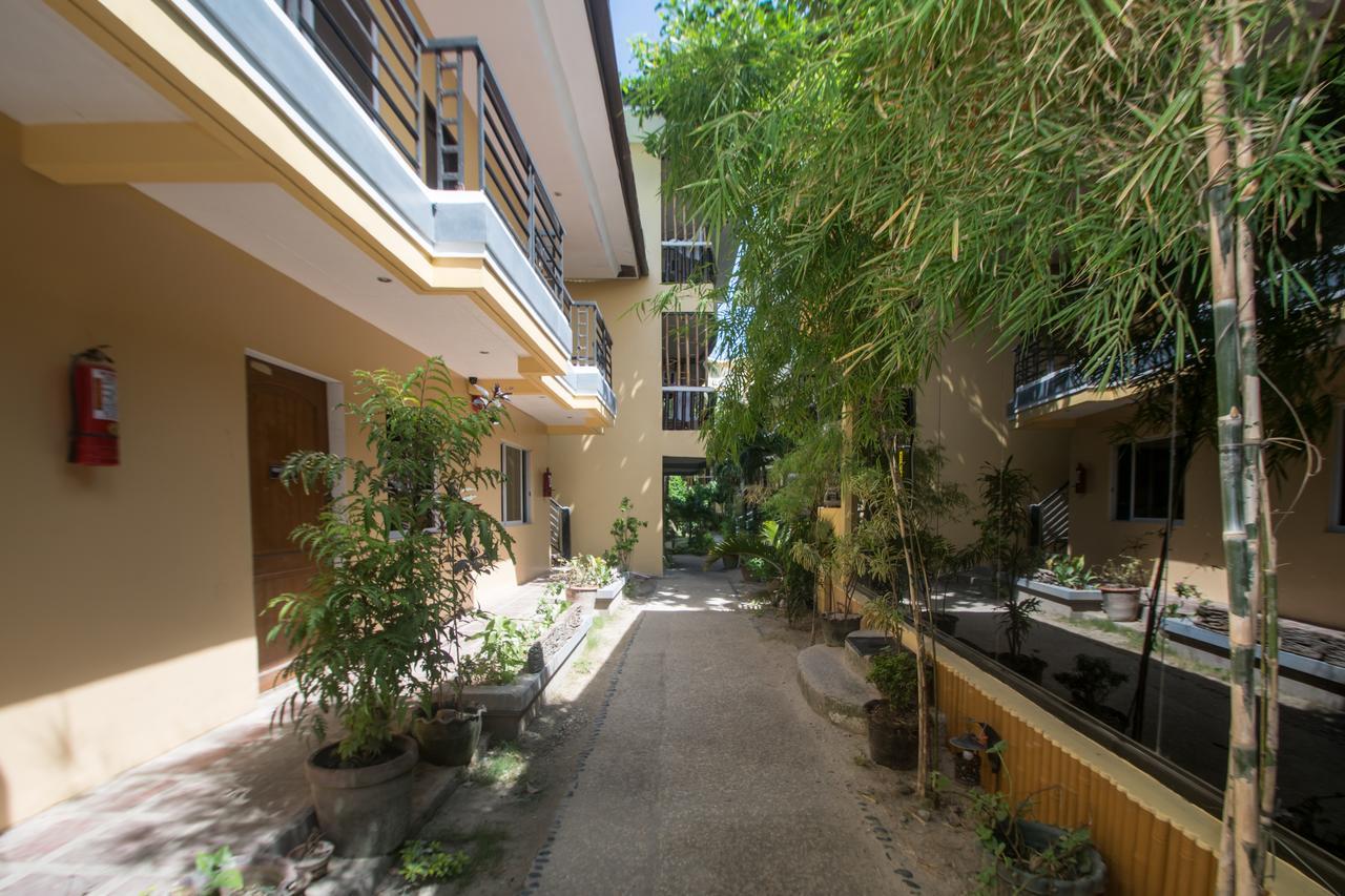 Bamboo Beach Resort & Restaurant Manoc-Manoc Экстерьер фото