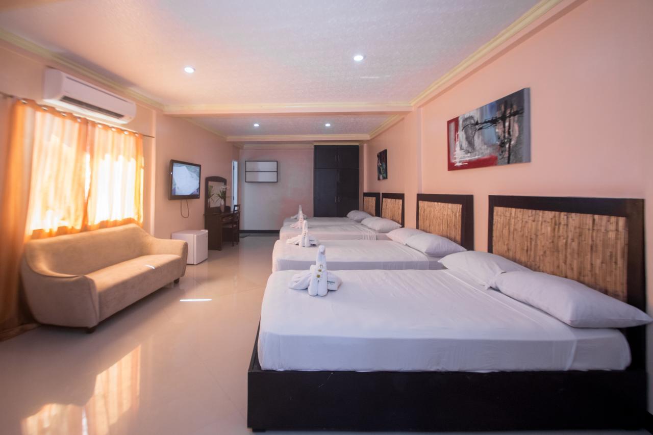 Bamboo Beach Resort & Restaurant Manoc-Manoc Экстерьер фото