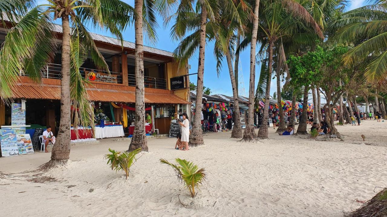 Bamboo Beach Resort & Restaurant Manoc-Manoc Экстерьер фото